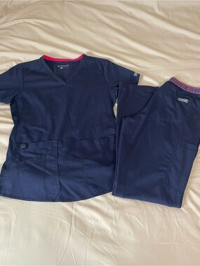 Med Couture Navy Scrub Top and Pants with Pink Trim